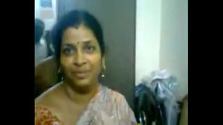 Telagana Aunty Naked Dengugu MMS Leaked