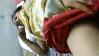 Fucking Mature Telugu Lanja’s Hairy Pussy