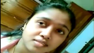 Sexy andhra girl showing sollu in tuition