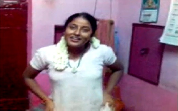 Dengudu Vide0s - Telugu hot girl secretly fucked by neighbor - Hot dengudu video