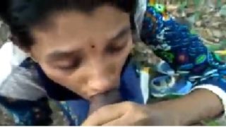 Pallenturu telugu ammayi raithu hu blowjob