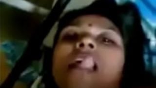 Vizag sexy bharya hot modda cheekadam video