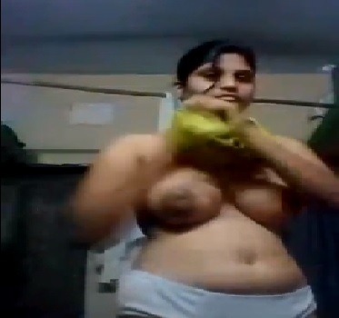 Nude babes in Hyderabad
