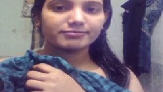 Savitri vadhina snanam chese porn mms