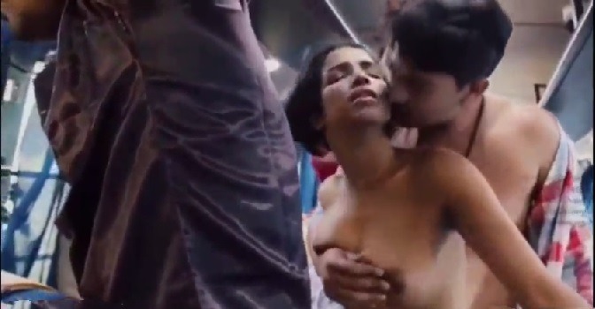 Ammayi tho bus lo xxx dengu bf - Telugu outdoor sex