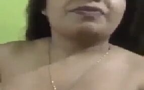 Chennai aunty uma pedha sollu mms