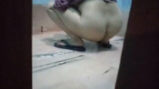 Telugu aunty hot gudda chupinchi ucha posindi