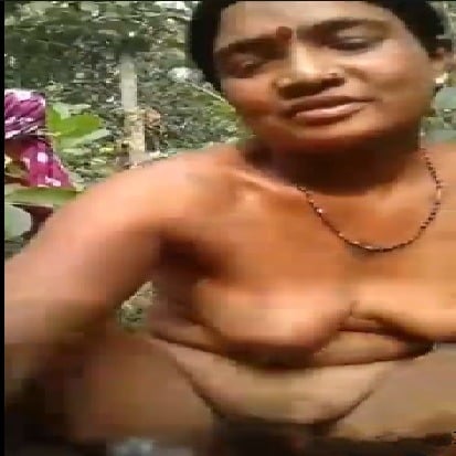 Telugu Villege Sex Video - Andhra village aunty sex video adivi lo - Telugu outdoor porn