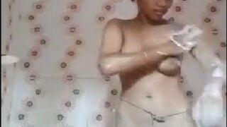 Guntur girl bathroom lo desi nude video