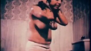 Telugu blue film pata cinema lo nude snanam