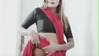 Saree etti cheddi thesina swathi naidu video