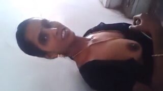 Pakkinti telugu wife nude sex muhadu oche mundu