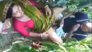 Kottur village aunty xxx sex panivadu tho