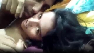 Telangana girl mudhulu petti sex cheshuna clip